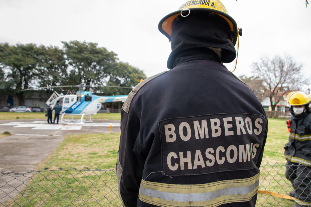 BOMBEROS EN HELIPUERTO MUNICIPAL