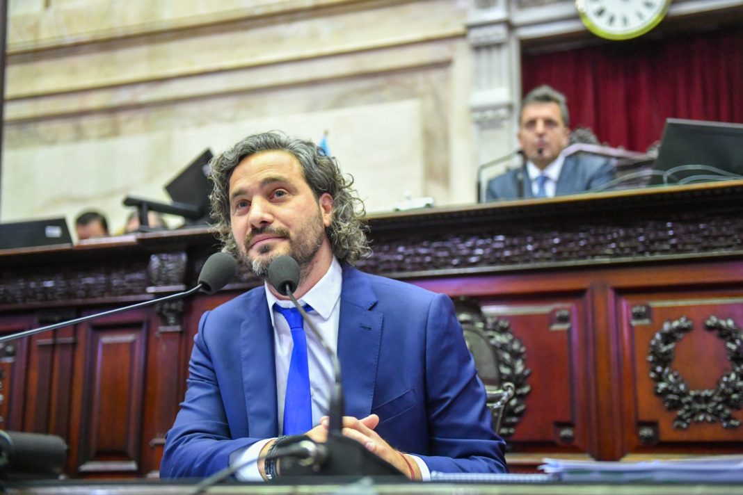 Cafiero responde preguntas en Diputados.