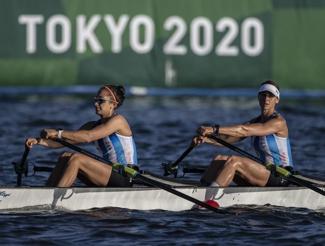 Evelyn Silvestro (adelante) y Milka Kraljev.