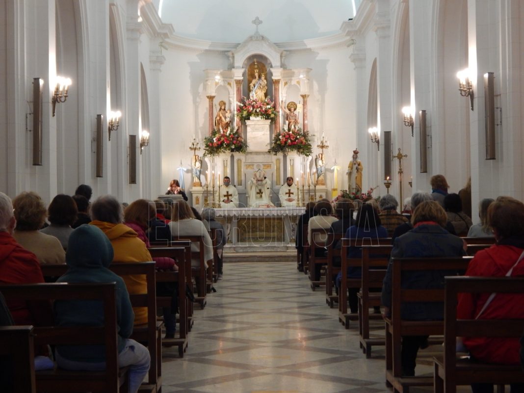 Santa misa en Iglesia Catedral Nuestra Señora de la Merced.